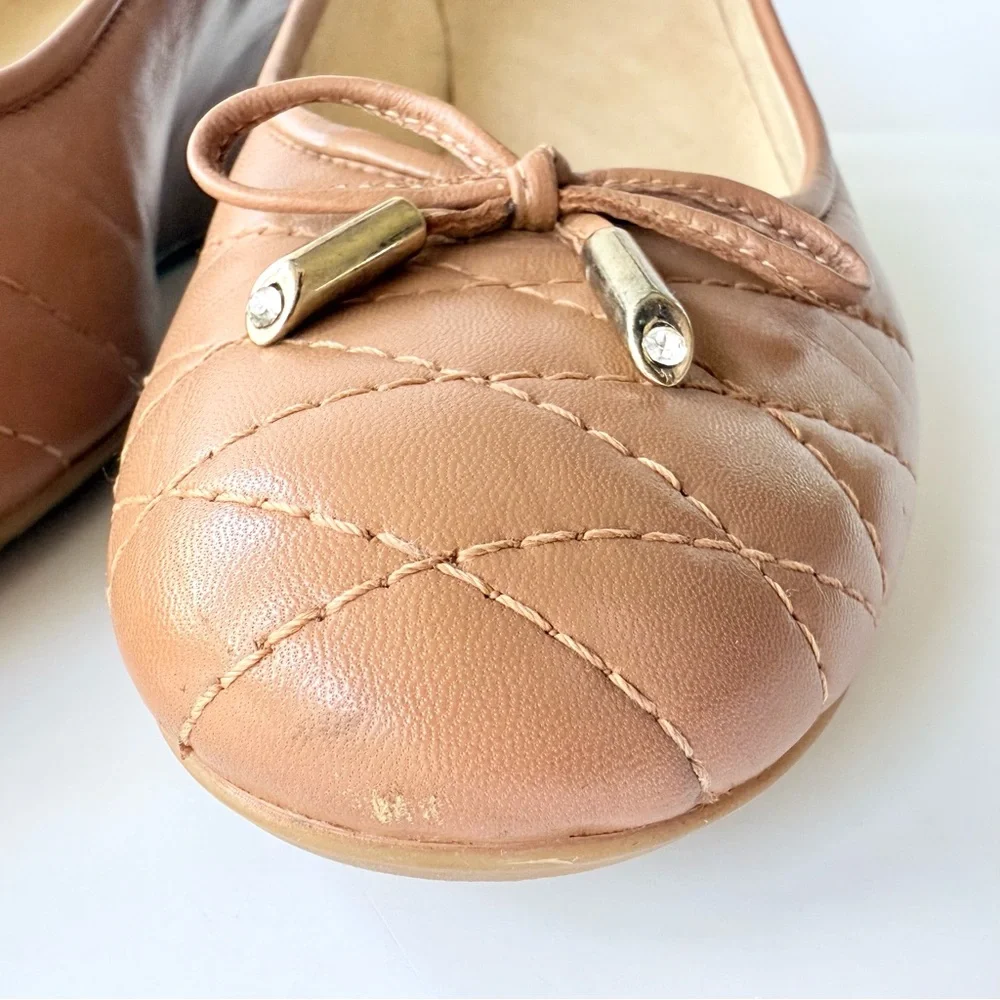Stuart Weitzman Quilty Wedge in Camel / Tan Leather with Rhinestone Detail Bow 8 - Picture 14 of 16
